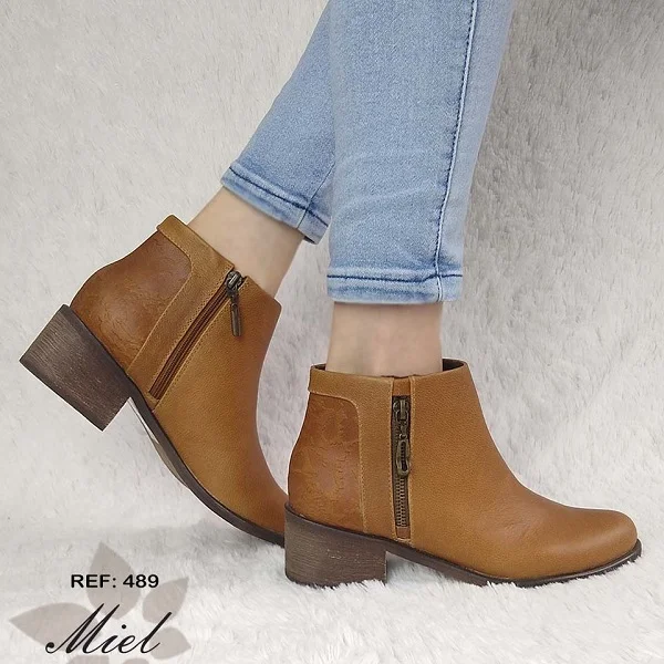 489 Miel