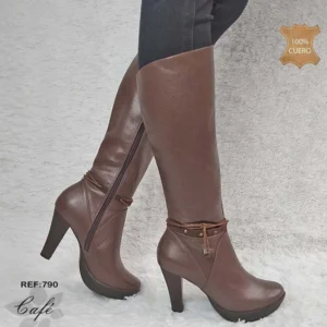 790 Bota Cuero